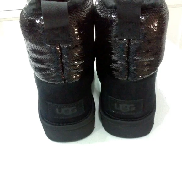 UGG Women's Classic Mini Mirror Ball Sequin Boots sz 6 - Picture 4 of 7